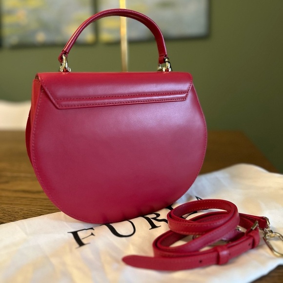 NWT!NEW!Furla Metropolis S Top Handle Round Crossbody -Smooth Leather Red - Picture 3 of 16